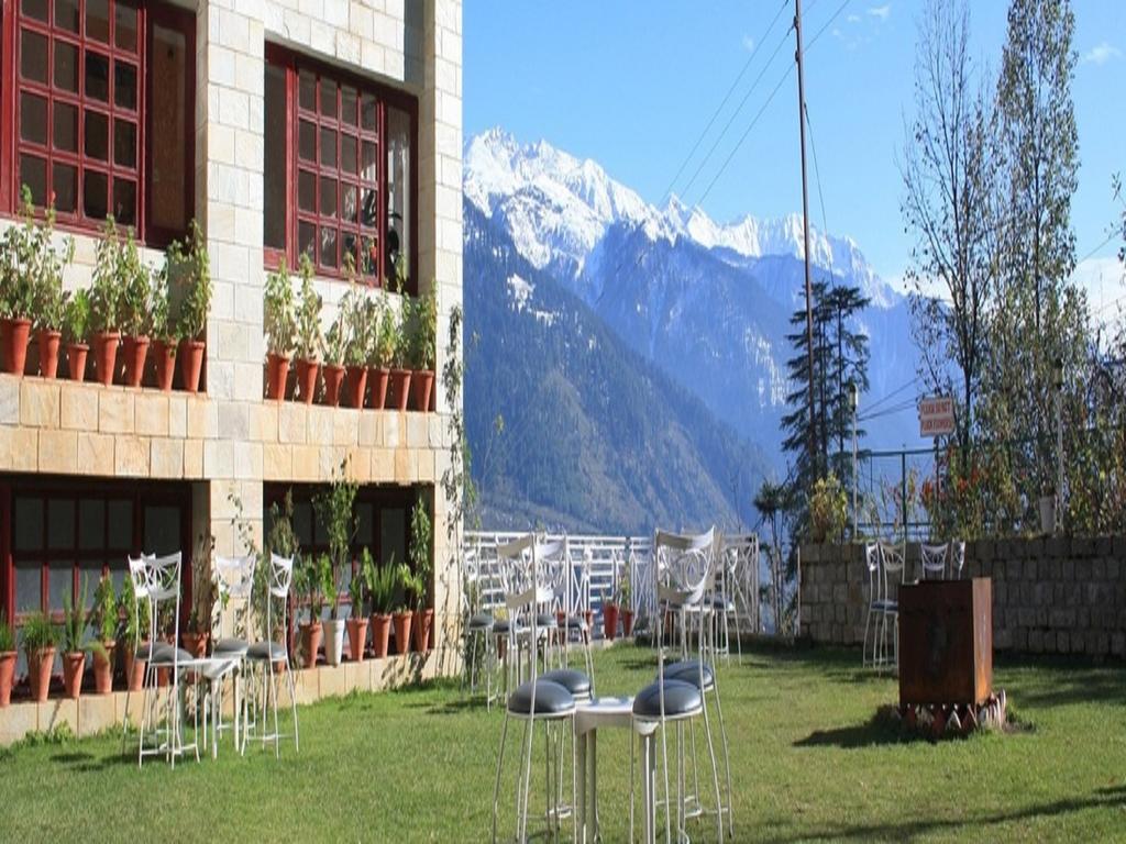 Hotel Shingar Regency à Manāli Extérieur photo
